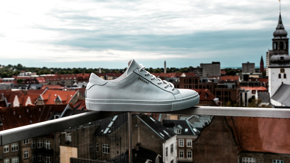 White leather-look sneakers