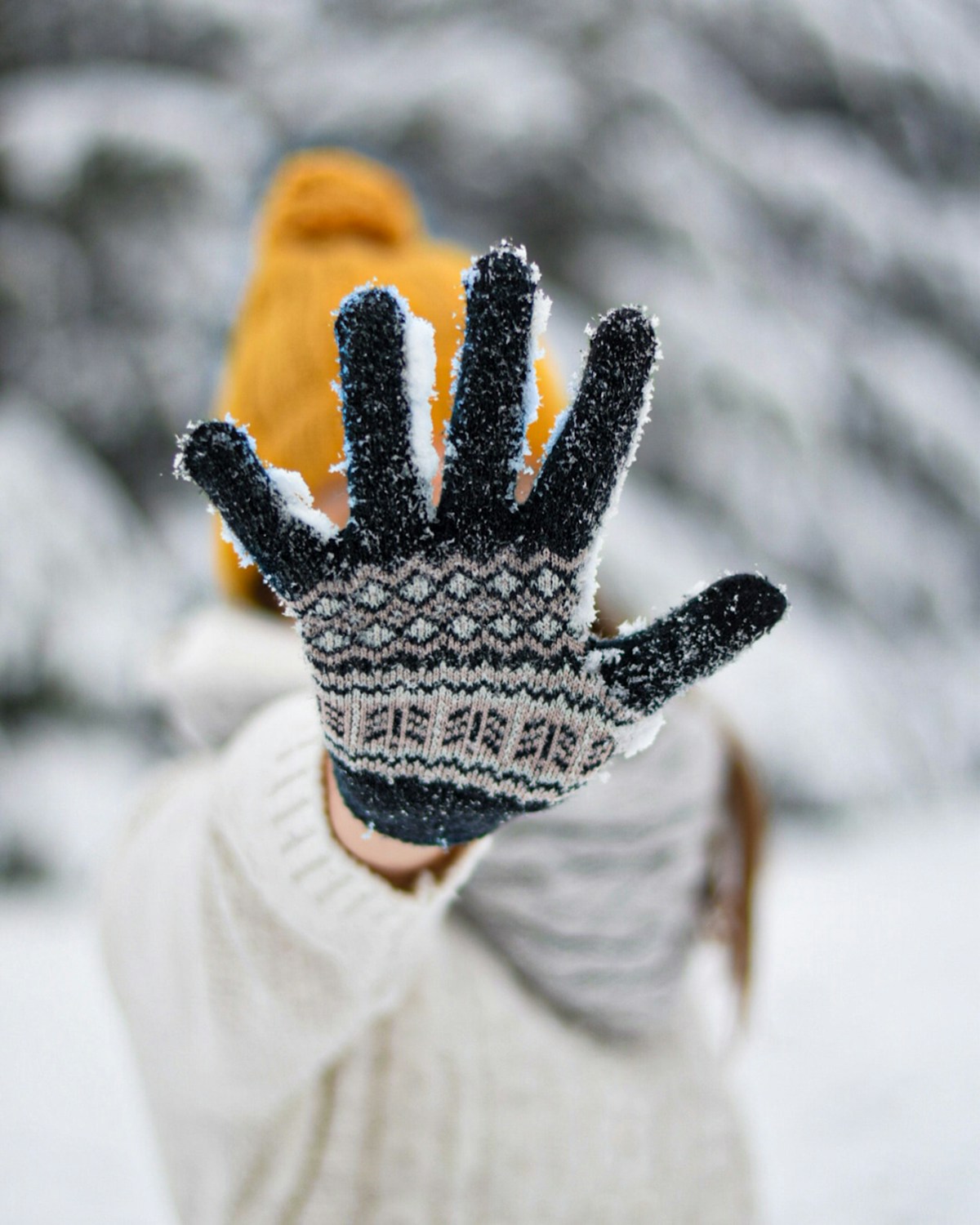Warm winter gloves